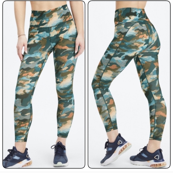 Fabletics Pants - Fabletics Define PowerHold High-Waisted 7/8 Leggings